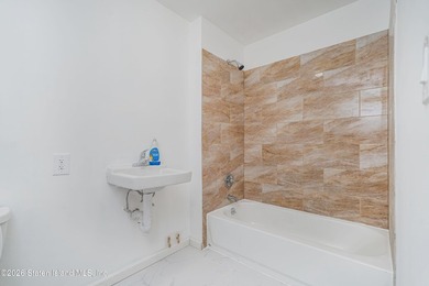 Exceptional investment opportunity at 210 Corson Ave! This fully - photo 25