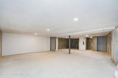 Exceptional investment opportunity at 210 Corson Ave! This fully - photo 26
