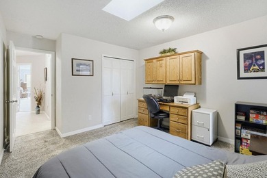 Rare end-unit, one-level townhome on Castlewood Golf Course - photo 27