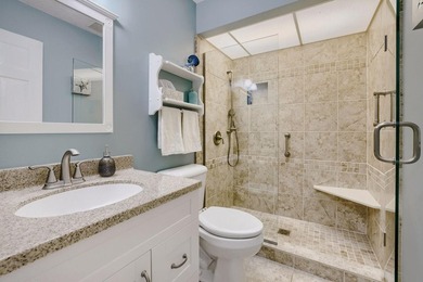 Rare end-unit, one-level townhome on Castlewood Golf Course - photo 29