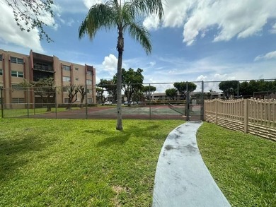 Welcome to this charming 1-bedroom, 1-bath condo offering the - photo 34