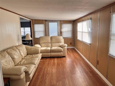 A charming mobile home located in an all ages park at 207 51st - photo 6