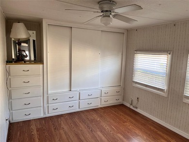 A charming mobile home located in an all ages park at 207 51st - photo 8
