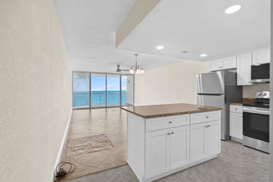 This one bedroom, 2 bath ocean front unit is located in the - photo 4