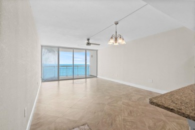 This one bedroom, 2 bath ocean front unit is located in the - photo 5