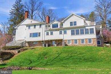 Glenloch Manor is the rare property that delivers both - photo 6