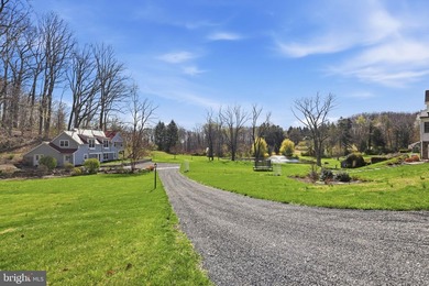 Glenloch Manor is the rare property that delivers both - photo 7