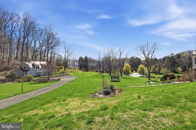 Glenloch Manor is the rare property that delivers both - photo 8