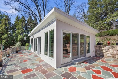 Glenloch Manor is the rare property that delivers both - photo 10