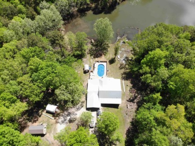 (private lake, pond, creek) Home For Sale in Cave City Arkansas