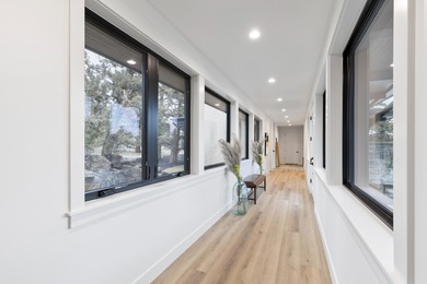 Welcome to refined modern farmhouse living in this stunning - photo 6