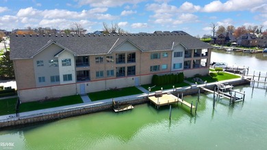 Michigans waterfront penthouse style living is here. Experience - photo 2