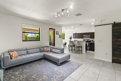 MOTIVATED SELLER - Bring all offers! Exquisite Mediterranean - photo 16