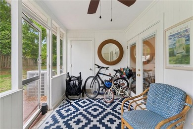 Welcome to easy coastal living in this beautifully maintained - photo 21