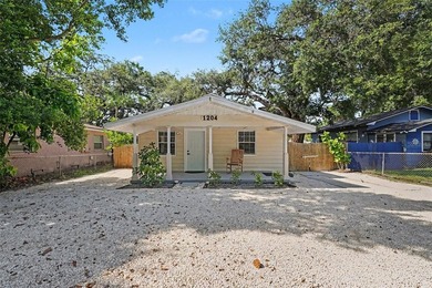 This is Southeast Seminole Heights living at its best. Fully - photo 22