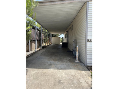 Opportunity Knocks with this 1971 Fashion Manor Double wide - photo 4