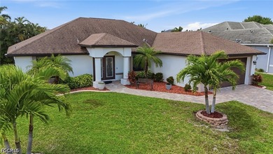 Located in Cape Coral's highly sought-after Surfside corridor - photo 2