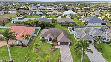 Located in Cape Coral's highly sought-after Surfside corridor - photo 3