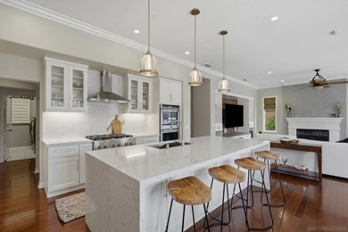 Spacious and beautifully appointed home in the highly desirable - photo 5