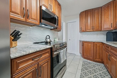 Fully renovated one-bedroom, one-bathroom condo in the Atlantis - photo 5