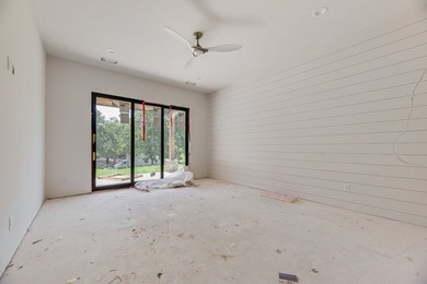 Showings BY APPT ONLY. Contact Listing Agent to schedule. Nearly - photo 9