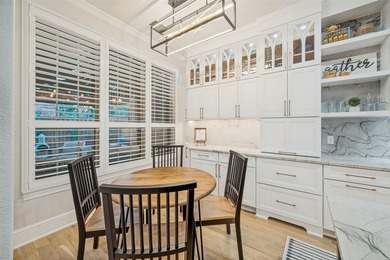 Welcome to 3104 Stonefield where luxury living meets an - photo 11