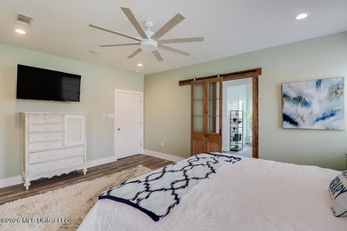 Featuring four spacious bedrooms, two full bathrooms, and two - photo 31