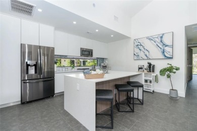 Modern Luxury Meets Coastal Serenity in Southwest Florida - photo 9