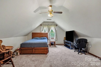 Bring your design dreams to this serene acreage retreat! - photo 16