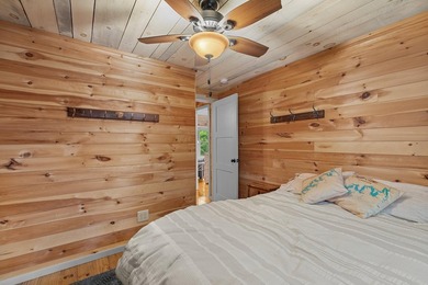 MOTIVATED SELLER: Experience the ultimate mountain-and-lake - photo 20