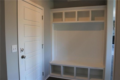Sydney III on a daylight lot features an open floor plan where - photo 9