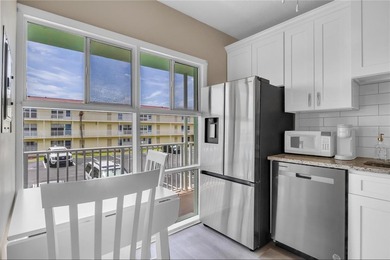 Live the sunny Florida life on the stunning Atlantic - photo 9