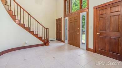 Some homes simply check the boxes. This one defines the - photo 3