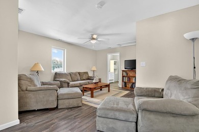 Thoughtfully designed and built with attention to detail, this - photo 41