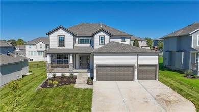 This stunning 2-story Harlow 5 home offers 5 bedrooms, 4 baths - photo 1