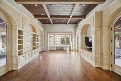 Discover an extraordinary jewel just minutes from Fort Worth - photo 17
