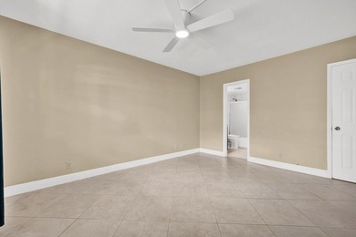 55+ Building. Fully renovated 1st floor, 1BR/1.5BA with den unit - photo 17