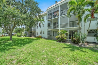 55+ Building. Fully renovated 1st floor, 1BR/1.5BA with den unit - photo 22