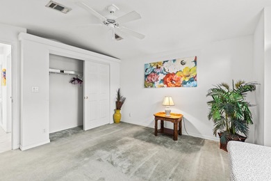 WOW! HUGE PRICE DROP!!! This charming split floor plan 2 car - photo 25