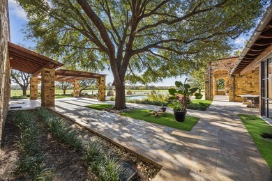 Discover an extraordinary jewel just minutes from Fort Worth - photo 33