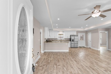 Welcome to this beautiful, recent built 3-bedroom, 2-bath home - photo 5