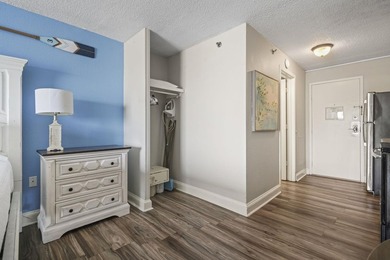 Experience true oceanfront living from this updated 11th-floor - photo 9