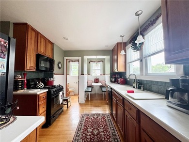 Welcome to this spacious and well-maintained home offering 1,814 - photo 16