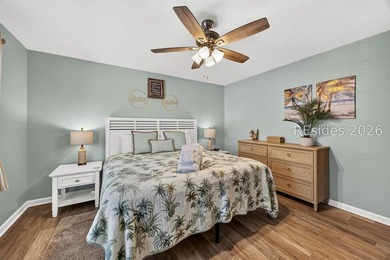 Turn-key, fully renovated beach home in the highly sought-after - photo 19