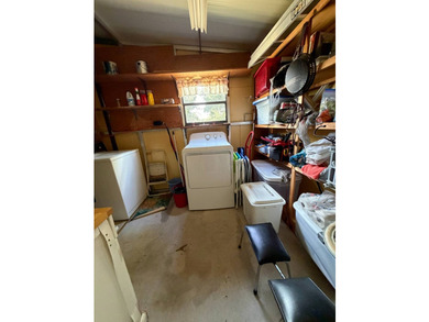 Welcome to this spacious and well-maintained 3-bedroom - photo 20