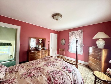 Welcome to this spacious and well-maintained home offering 1,814 - photo 21