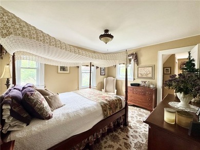 Welcome to this spacious and well-maintained home offering 1,814 - photo 24