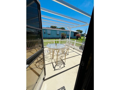 Welcome to this spacious and well-maintained 3-bedroom - photo 24