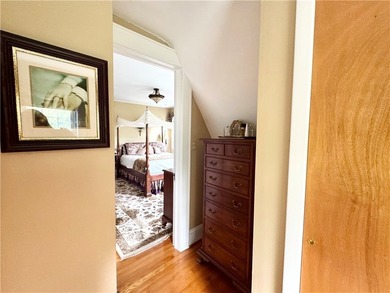 Welcome to this spacious and well-maintained home offering 1,814 - photo 27