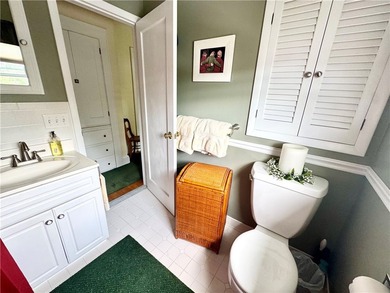 Welcome to this spacious and well-maintained home offering 1,814 - photo 31